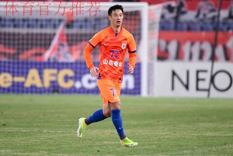 中国杯 |国足南宁首训 彭欣力期待与强敌过招 中国杯 |国足南宁首训 彭欣力期待与强敌过招